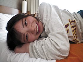 どこでもオチ〇ポ淫語デート ゲキカワ女子大生とお下品ワード連発！オマぬるお散歩＠渋谷　サンプル画像06